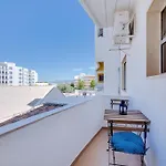 Апартаменты Spacious 2 Bedroom In *