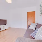 Апартаменты Spacious 2 Bedroom In Фару