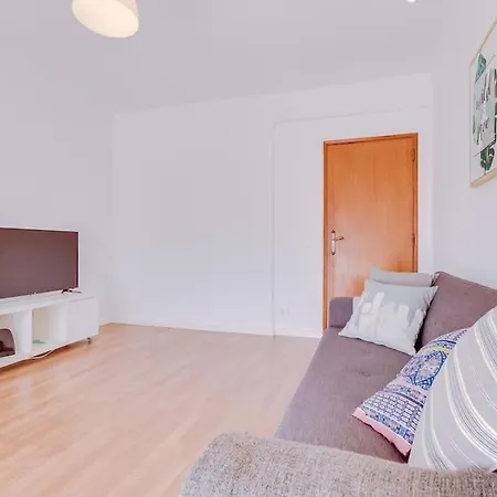 Lejlighed Spacious 2 Bedroom In Faro