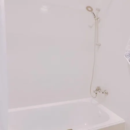 Spacious 2 Bedroom In Lejlighed Faro